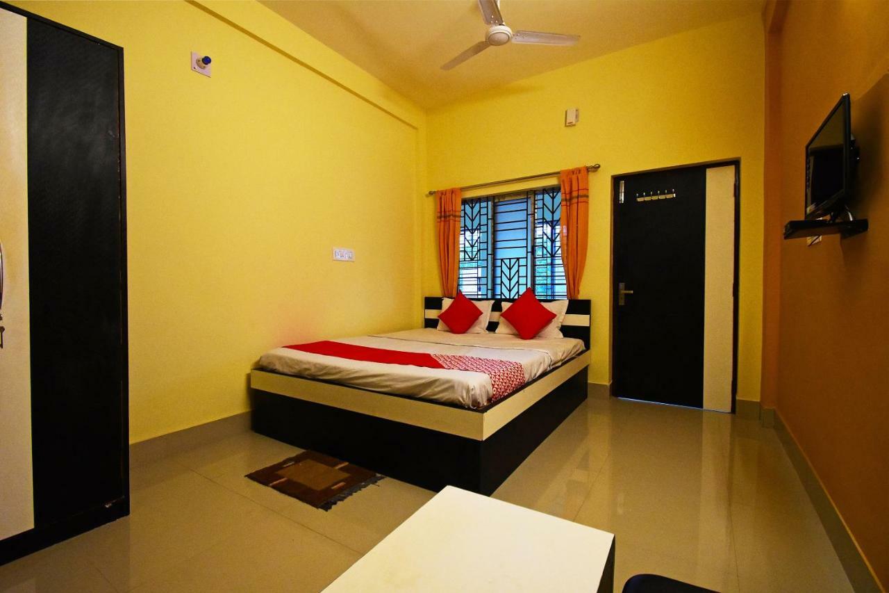 Oyo 43926 Sanchari Atithi Nivas Hotel Bolpur Exterior photo