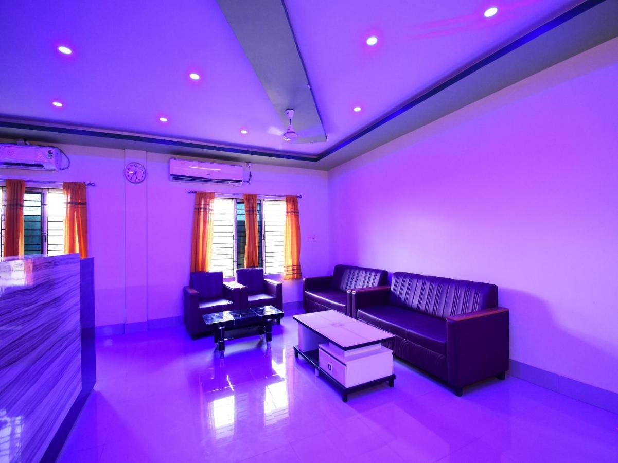 Oyo 43926 Sanchari Atithi Nivas Hotel Bolpur Exterior photo